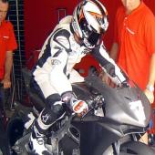 MotoGP – Test Sepang Day 1 – Primo contatto di Checa con la Honda 800cc